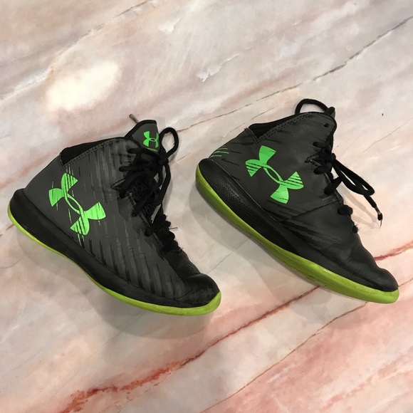Under Armour Other - Under Armour Youth High Top Sneakers